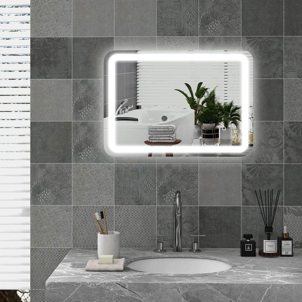 Miroir de salle de bain rectangulaire LED fonction anti-buée luminosité réglable fonction mémoire 70 x 50 cm argent