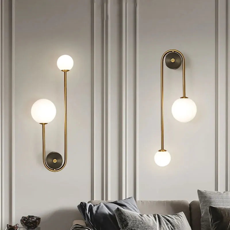Applique murale LED dorée moderne – Élégance pour chambre et salon