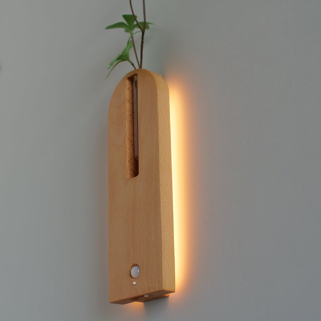 Applique murale en bois massif avec vase en verre et détecteur de mouvement
